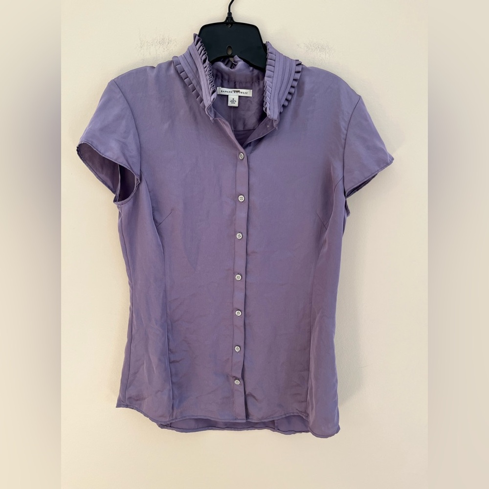 NWT-Banana Republic Lavender Blouse, Size 8